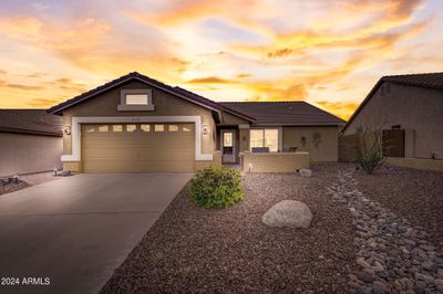 4596 S Louie Lamour Drive, House other with 2 bedrooms, 2 bathrooms and null parking in Gold Canyon AZ | Image 2