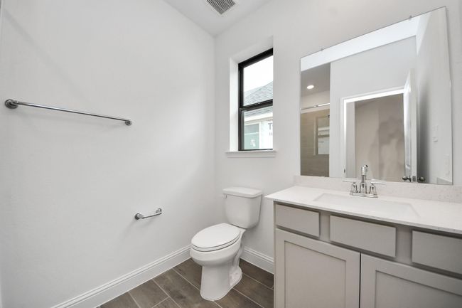 14647 Cedar Elm Ct, House attached with 3 bedrooms, 3 bathrooms and null parking in Willis TX | Image 7