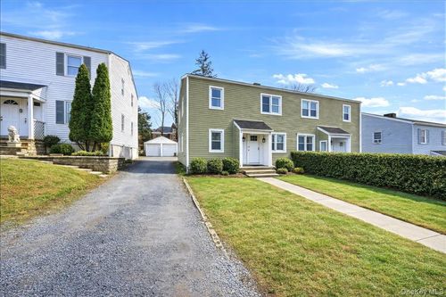 18 Vernon Terrace, Poughkeepsie, NY, 12601 | Card Image