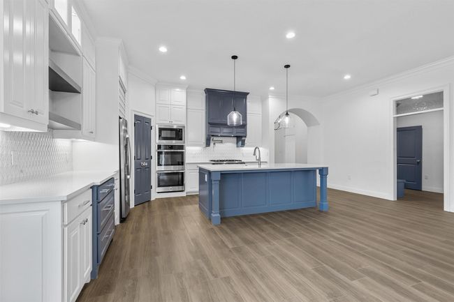 Kitchen/Dining | Image 4