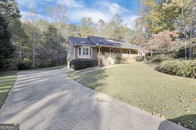 1739 Milford Creek Courts, House other with 3 bedrooms, 2 bathrooms and 2 parking in Marietta GA | Image 2