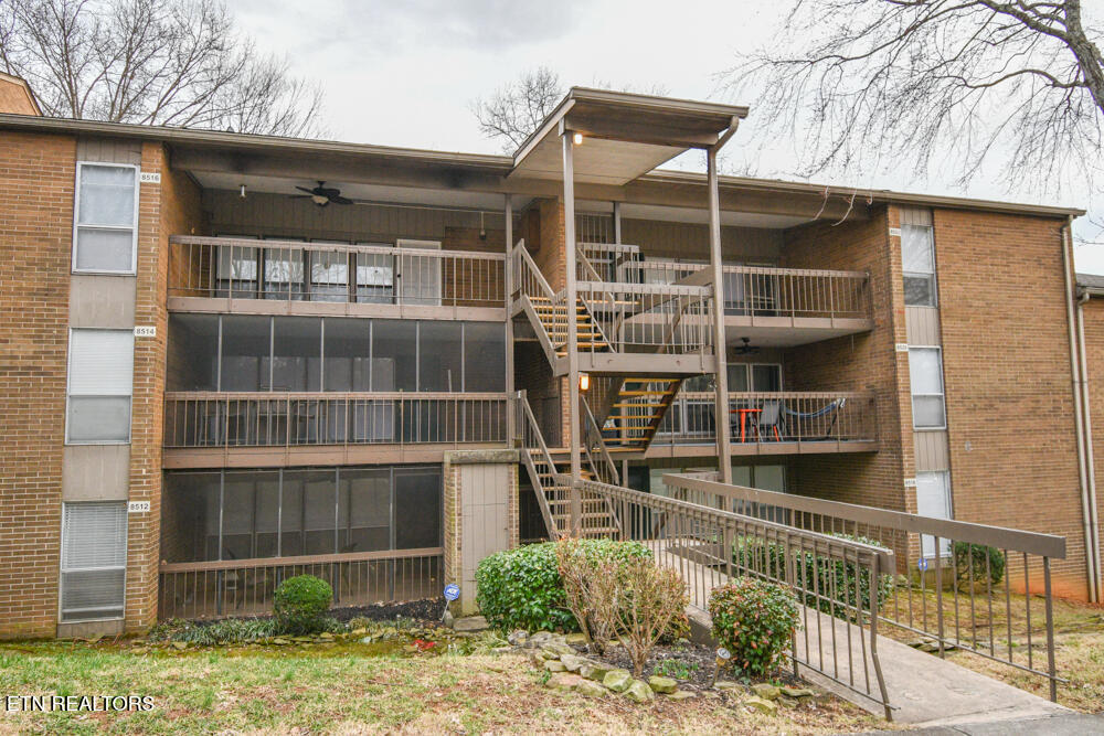 Madrid Ct, Knoxville, TN 37923