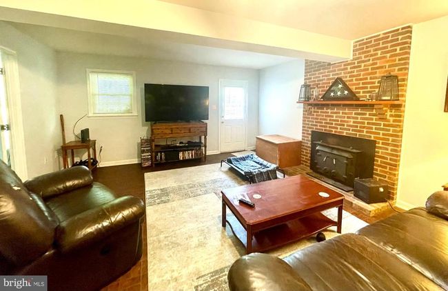264 Fairfield Dr, House attached with 2 bedrooms, 3 bathrooms and null parking in WARRENTON VA | Image 18