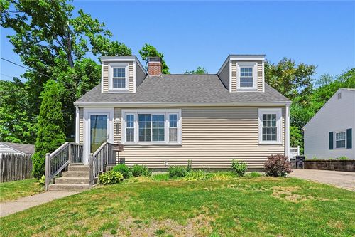 14 Jenks St, East Providence, RI, 02914-4120 | Card Image