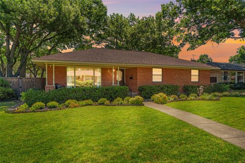 2118 Lansdowne Dr, Garland, TX, 75040-3344 | Card Image