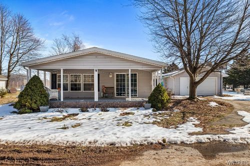 1407 Breeze Way E, Newfane, NY, 14108 | Card Image