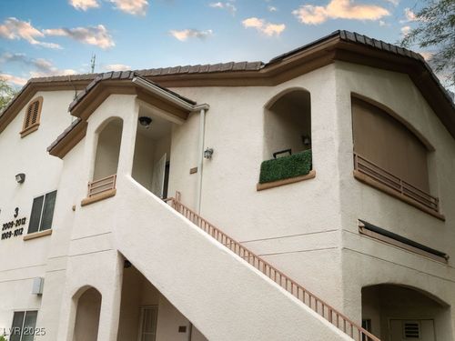 2010-5650 E Sahara Ave, Las Vegas, NV, 89142-2061 | Card Image