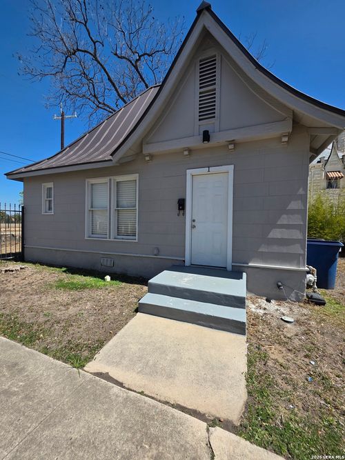 apt-1-930 E Grayson St, San Antonio, TX, 78208-1200 | Card Image