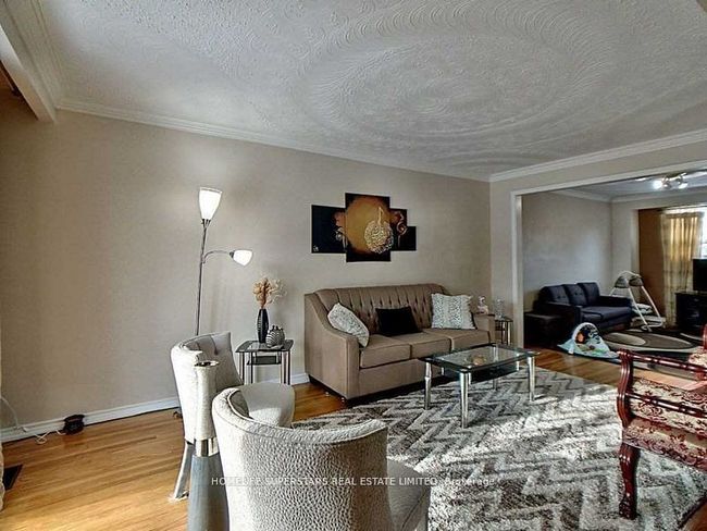 28 Bramhall Crt, House attached with 4 bedrooms, 3 bathrooms and 4 parking in Brampton ON | Image 10