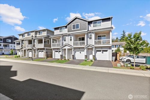 18133 1st Pl Sw, Normandy Park, WA, 98166-4016 | Card Image