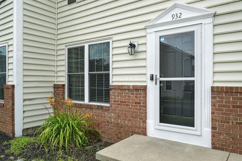 14d-932 Philadelphia Dr, Westerville, OH, 43081-5587 | Card Image