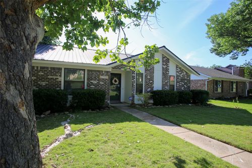 1720 Crystal Way, Plano, TX, 75074-4204 | Card Image