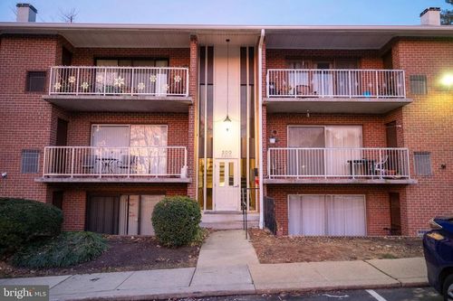204-200 Erin Way, REISTERSTOWN, MD, 21136-3419 | Card Image