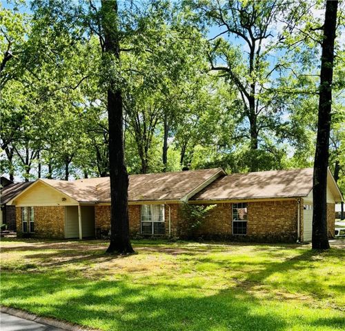 28 Morningside Dr, Conway, AR, 72034-3631 | Card Image