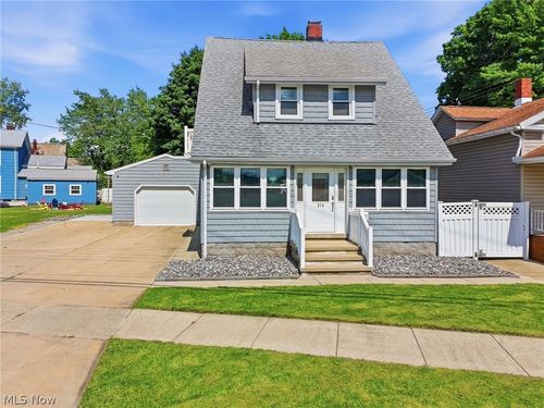 214 Lake Ave, Ashtabula, OH, 44004-3222 | Card Image