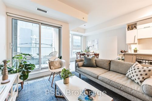 218-199 Richmond St W, Toronto, ON, M5V0H4 | Card Image