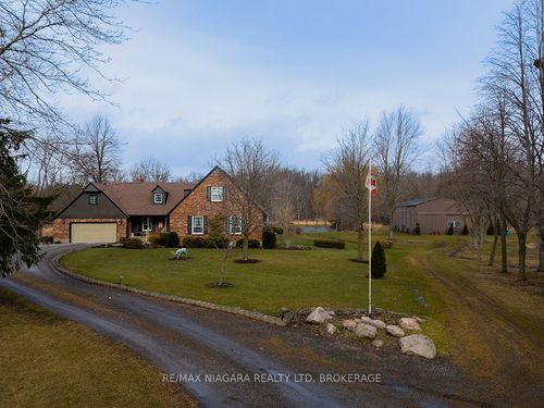 40764 Forks Rd, Wainfleet, ON, L0S1V0 | Card Image