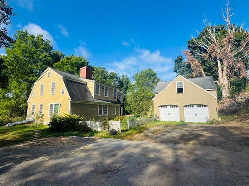 9 Main St, Hampton, CT, 06247-1451 | Card Image