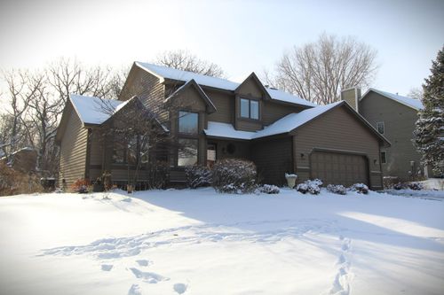 7412 Upper 136th Street W, Apple Valley, MN, 55124 | Card Image