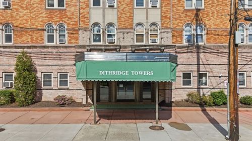 302-144 N Dithridge St, Oakland, PA, 15213-2615 | Card Image