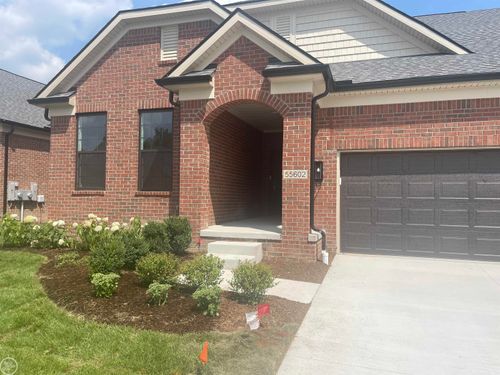 55602 Oak Pointe Dr, Shelby Twp, MI, 48315-6706 | Card Image