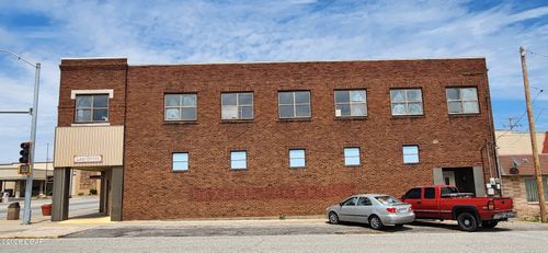 1246 Military Avenue, Baxter Springs, KS, 66713 | Card Image