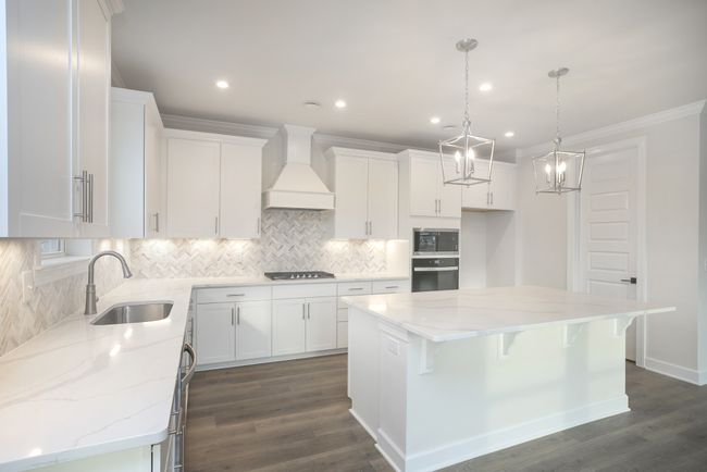 905 Champions Cir, House other with 5 bedrooms, 5 bathrooms and 2 parking in Mount Juliet TN | Image 16