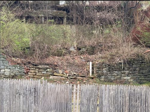 402 W 8th Ave, West Homestead, PA, 15120-1040 | Card Image