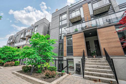 402-15 Sousa Mendes St, Toronto, ON, M6P0A9 | Card Image