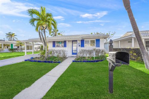 655 Spanish Way, LONGBOAT KEY, FL, 34228-1639 | Card Image