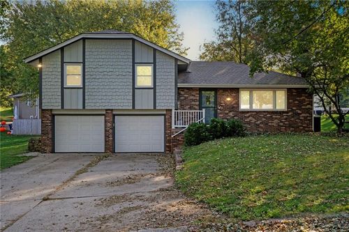 1505 Hale Ave, Platte City, MO, 64079-9638 | Card Image