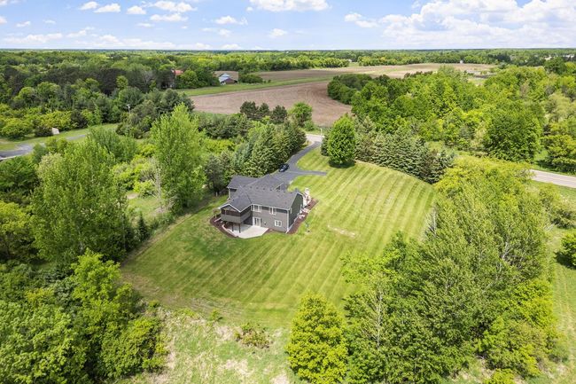 Lots of room to enjoy the outdoors here | Image 57