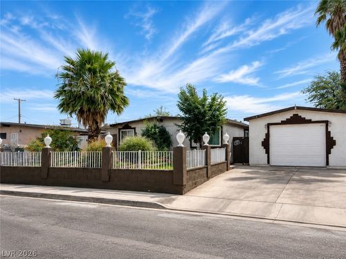 3420 Taylor Ave, North Las Vegas, NV, 89030-7430 | Card Image
