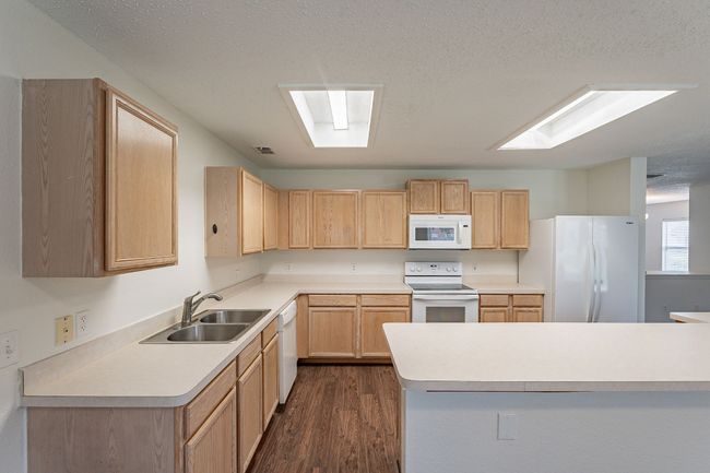 5220 Dillon Cir, House other with 4 bedrooms, 3 bathrooms and null parking in Haltom City TX | Image 5