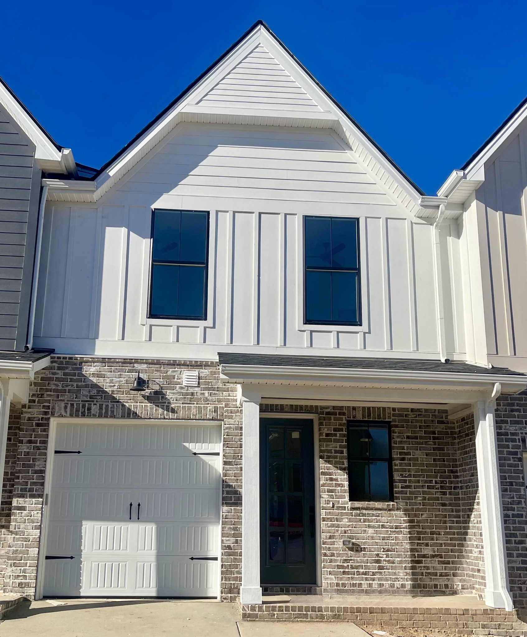 Inman Dr, Thompsons Station, TN 37179