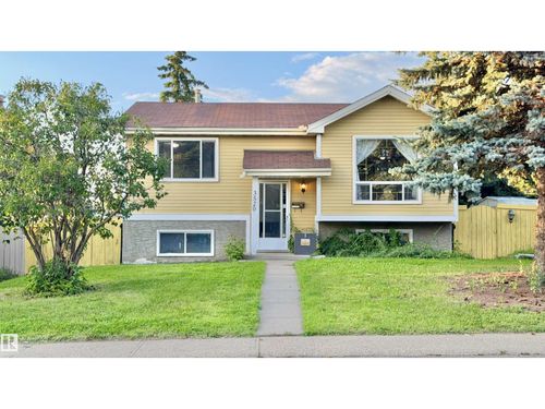3520 17b Ave Nw, Edmonton, AB, T6L2P3 | Card Image