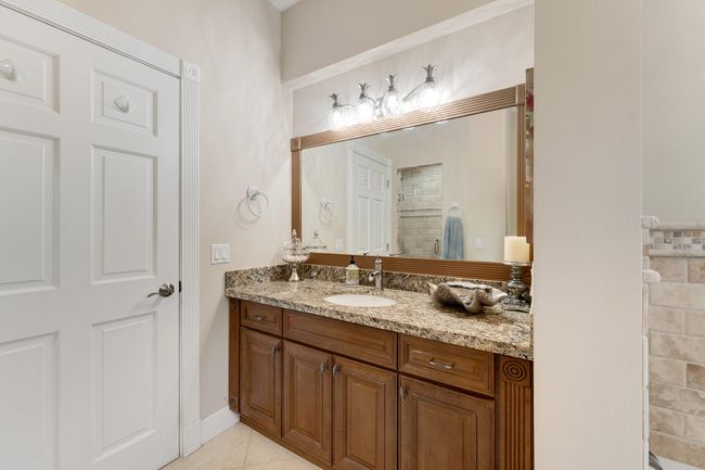 Guest Bathroom | Image 21