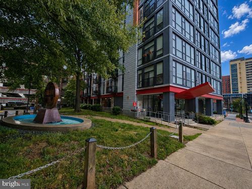 203-1320 Fenwick Ln, SILVER SPRING, MD, 20910-3853 | Card Image