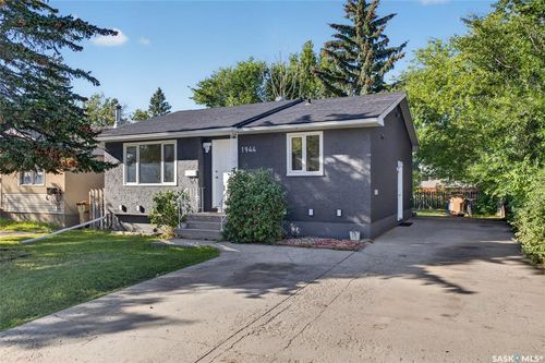 1944 Dewdney Avenue, Regina, SK, S4N4C8 | Card Image