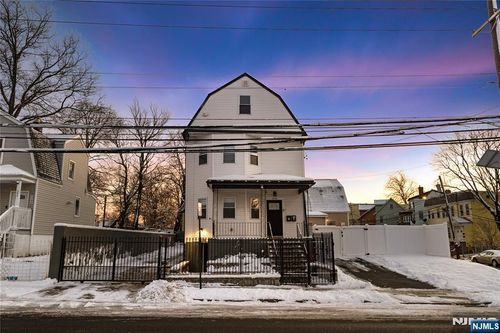 396 14th Ave, Irvington, NJ, 07111-4501 | Card Image