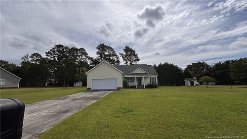 205 Kelly Dr, Laurinburg, NC, 28352-8705 | Card Image