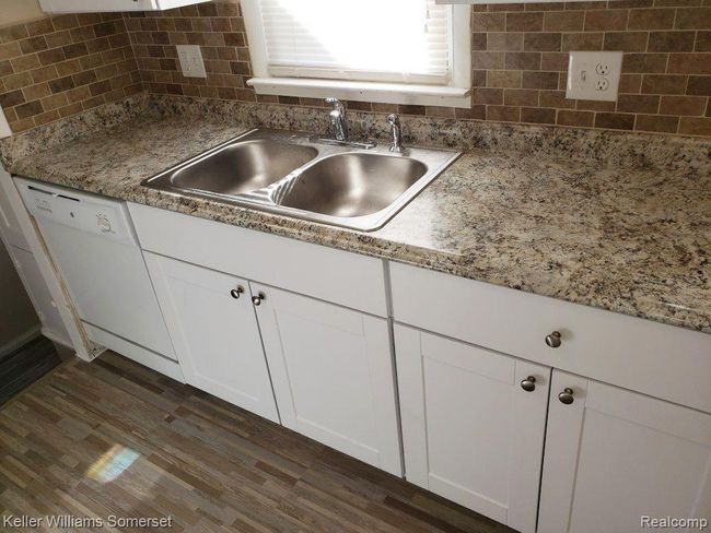 622 E 12 Mile Rd, House other with 3 bedrooms, 1 bathrooms and null parking in Royal Oak MI | Image 10