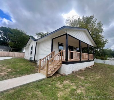 705 S Muskogee Avenue, House other with 2 bedrooms, 1 bathrooms and null parking in Okmulgee OK | Image 3