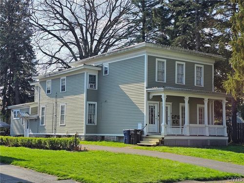 802 Turtle St, Syracuse, NY, 13208-1792 | Card Image