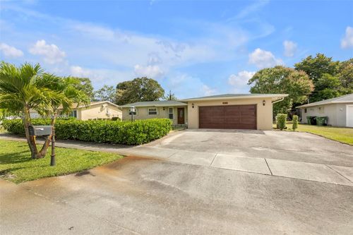 2140 Nw 30th Way, Fort Lauderdale, FL, 33311 | Card Image