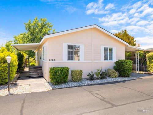 8173 Willow St, Windsor, CA, 95492-9304 | Card Image
