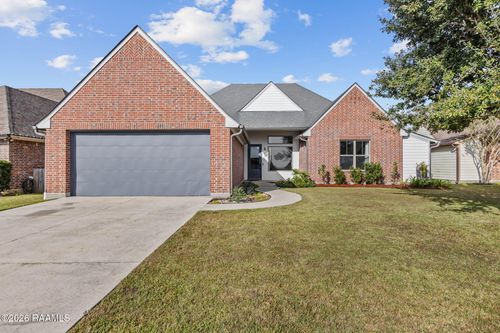 203 Cane Creek Dr, Broussard, LA, 70518-7765 | Card Image