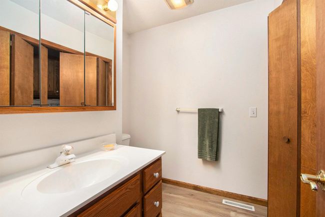 1067 Aspen Dr, Condo with 3 bedrooms, 3 bathrooms and null parking in Norton Shores MI | Image 7