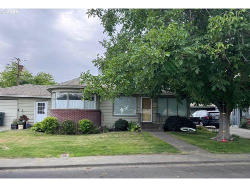 33 W Cedar Dr, Hermiston, OR, 97838 | Card Image
