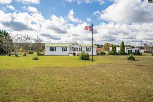 323 Peele Ct, Swansea, SC, 29160-9220 | Card Image